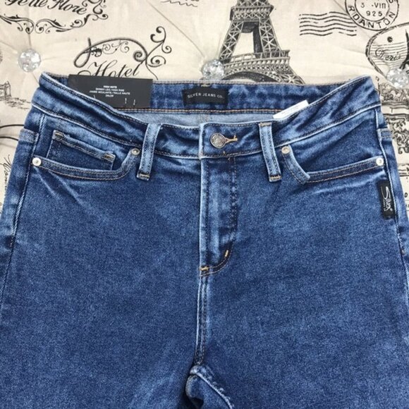 Silver Jeans Co. High Note Skinny Jeans - Picture 4 of 8